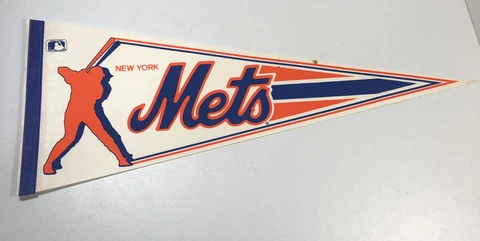 Vintage NEW YORK METS Full Size 12x30 Felt Pennant Official MLB Distressed Cover
