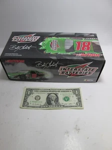 New - 2005 Action 1/24 Bobby Labonte #18 Interstate Batteries Monte Carlo Nascar - Picture 1 of 4