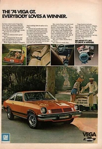 Chevy Vega GT 1974 "Todo el mundo ama a un ganador" anuncio a color original  - Imagen 1 de 1