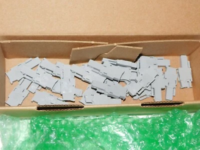 NEW Box of 25 PHOENIX CONTACT SP 2,5 PLUG 500V 24A 28-12AWG , Eaton XBAPSP251 - Image 1 of 4