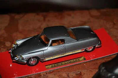 Norev Ligne Noir | Construido a mano 1:43 | Citroen Chapron DS 19 Dandy Foto 1 de 4