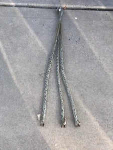 Lewis Manufacturing 1-1/2" - 2 Pulling Grips Standard Model B - Picture 1 of 4
