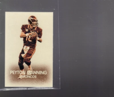 A6159- 2013 Topps Magic 1948 magic #12 Peyton Manning - NM-MT - Image 1 of 2