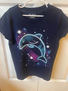 Girls Small (5-6) New Navy Dolphin Graphic T-Shirt - Picture 1 of 3