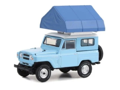 Nissan Patrol 1969 (60) - modelo a escala 1:64 azul y blanco - Greenlight 38050A Foto 1 de 2