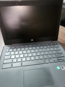 HP 14" Chormebook - Picture 1 of 3