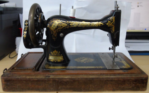R206212 The Singer Manufacturing Co Sewing Machine Genuine Vintage 100+ Year Old
