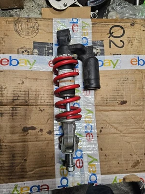 Kawasaki Ninja ZX10R 2011-2015 OEM AMORTIGUADOR TRASERO SUSPENSIÓN RESORTE Foto 1 de 2