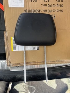 Mercedes W212 Mopf Kopfstütze vorne Kopflehne Leder Links Oder Rechts - Bild 1 von 1