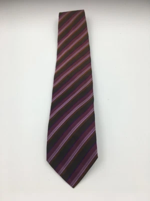 Corbata de diseñador | "Hugo Boss" | Corbata de seda para hombre | Corbata a rayas | Corbata morada Foto 1 de 4
