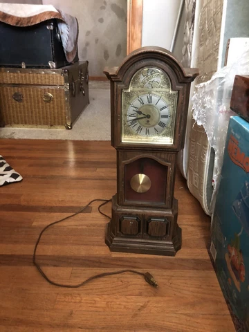 Vintage rare sunbeam pendulum clock (not tested) Cover