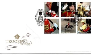GB - FIRST DAY COVER - FDC - COMMEMS -2005- Trooping/Colour - U/A Pmk Birdcage - Imagen 1 de 1