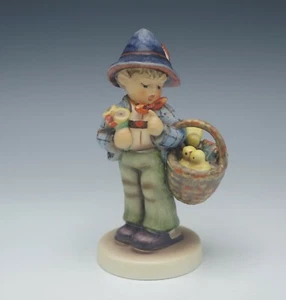 HUMMEL GOEBEL W. GERMANY EASTER GREETINGS FIGURINE TMK 6  #378 5.5" - Picture 1 of 10