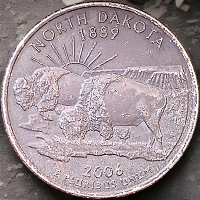 2006 D North Dakota State Quarter Circulated Missing Clad/Lamination Errors - Image 1 of 4