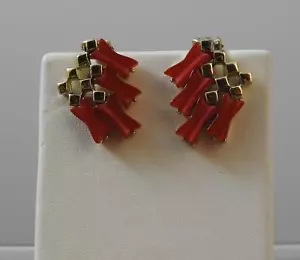 Pendientes de clip geométrico en tono dorado rojo iridiscente de colección 1 1/4" P17 - Imagen 1 de 12