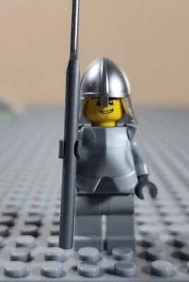 Lego Castle Minifigure - Gondor Infantry The Lord of the Rings - Image 1 of 2