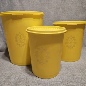 Vtg TUPPERWARE Bright Yellow Nesting Canisters 3 Piece Made In USA - Picture 1 of 15