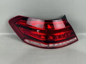 Nice! 2014-2016 Mercedes E-Class Rear Left LH Side Outer LED Tail Light Lamp OEM - Picture 1 of 9