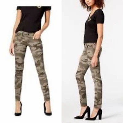 Calça Super Skinny TRUE Religion Camo 26 Casey Cintura Baixa  - Imagem 1 de 4