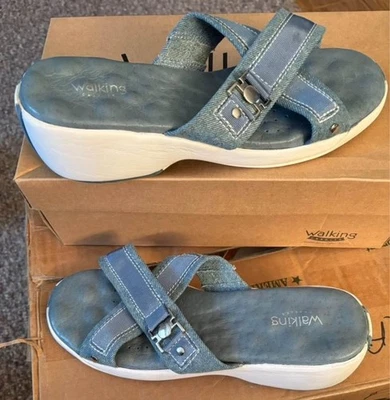 Sandálias de tecido jeans “Oreo” Walking Cradles – Feminino tamanho 10 WW – Comfort Slide - Imagem 1 de 4