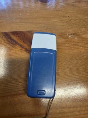 📱 Nokia 1100 Blu – Con Caricabatteria 🔋 Funzionante! - Immagine 1 di 2