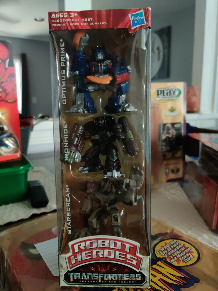 Transformers Robot Heroes Optimus Prime Ironhide Starscream Figures Hasbro 2009 - Image 1 of 1