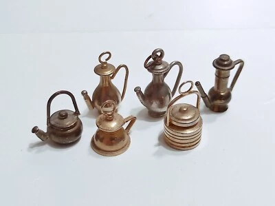 Miniature 6 vintage tegami in metallo per casa delle bambole ciondoli decorativi - Immagine 1 di 4