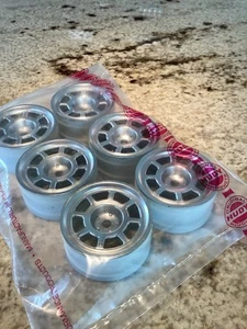 Associated 1/10 Apex2 Hoonigan Hoonicorn 6X6 Racing Truck 12mm Hex Wheels New - Picture 1 of 3