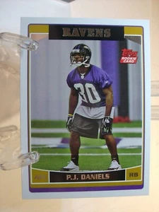 2006 Topps Fußballkarte #324 P.J. Daniels RC (2032) - Bild 1 von 2
