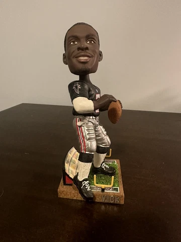 Michael Vick Atlanta Falcons Bobblehead NFL Forever Collectibles Limited Ed Cover