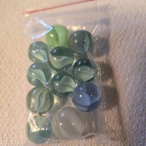 11 canicas de vidrio blanco ojo de gato hechas a máquina vintage retro - Imagen 1 de 2