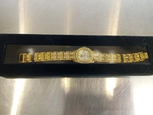 Orologio al quarzo Elizabeth Taylor diamanti bianchi nuovo mai indossato con scatola originale - Foto 1 di 4