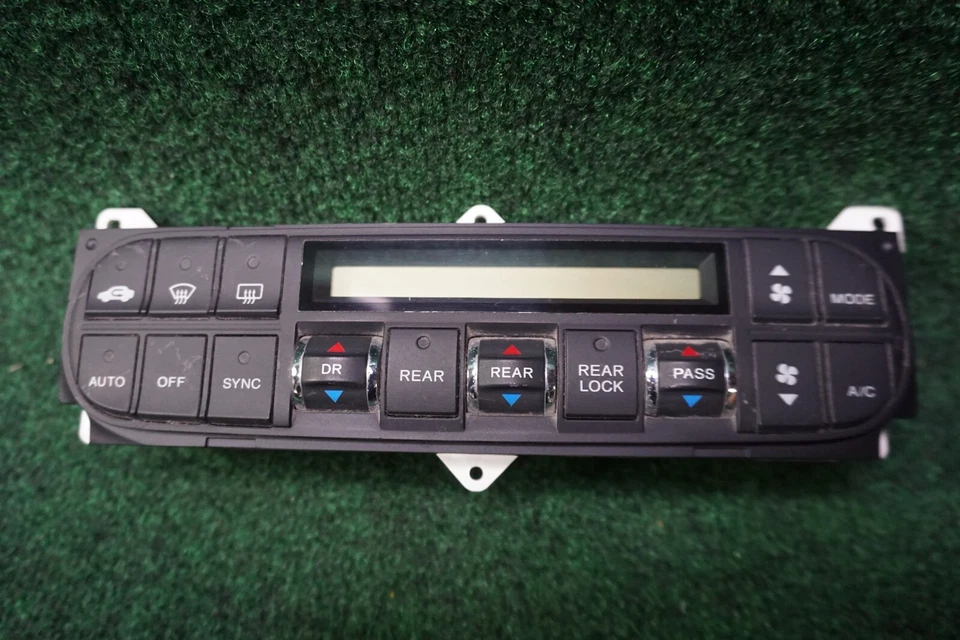 2005 2006 2007 2008 2009 2010 HONDA ODYSSEY EXL AC Control OEM 79600SHJA410Y0 - Image 1 of 4