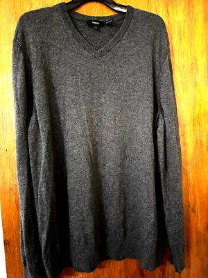 Suéter masculino Theory XXL cinza lã merino pulôver gola V - Imagem 1 de 4