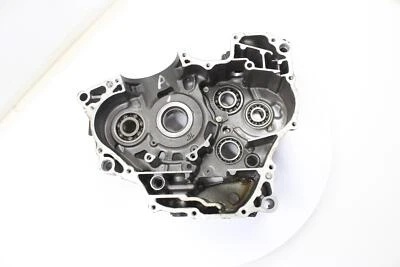 2016 HONDA CBR300R OEM ПРАВЫЙ ВЕРХНИЙ КАРТЕР КАРТЕРА КАРТЕРА ДВИГАТЕЛЯ БЛОК - Изображение 1 из 4