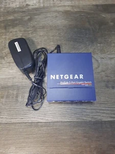NETGEAR ProSafe Gigabit Switch 5 Port (GS105 v4) - Picture 1 of 8