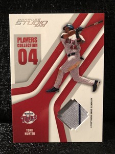 Torii Hunter Twins 2004 Donruss Studio Game Worn Used Jersey Baseball Card /150