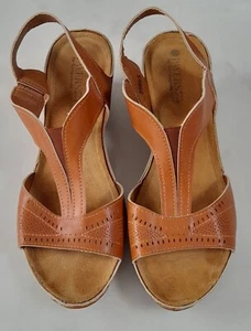 PAVERS SIZE 8/42 TAN BROWN LEATHER LOOK WEDGE SANDALS WORN ONCE FREE P&P - Picture 1 of 11