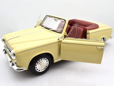 Modellino auto scala 1:18 PEUGEOT 403 CABRIOLET diecast solido epoca collezione - Immagine 1 di 3