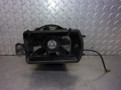 982 B SUZUKI INTRUDER VS 700 1986 OEM RADIATOR ENGINE MOTOR COOLING FAN Foto 1 de 4