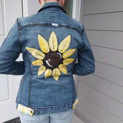 Chaqueta vaquera de colección plateada para mujer talla M pequeña pintada a mano girasol cremallera Foto 1 de 4