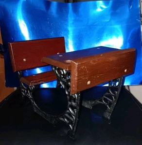 Vintage American Girl - Samantha Student Desk Wrought Iron & Wood - Picture 1 of 8