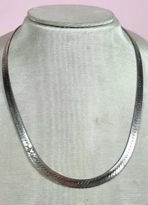 Vintage Italian Sterling Silver Herringbone Necklace 5mm Wide 51cm long - Bild 1 von 6