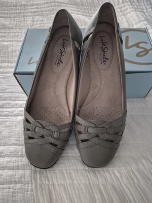 Zapatos planos LifeStride grises para mujer 9/12 W Foto 1 de 4