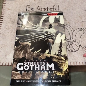 BATMAN CALLES DE GOTHAM HUSH DINERO V01 HC DINI NGUYEN DC RENACIDO! - Imagen 1 de 2