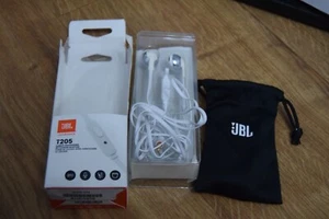 Harman JBL T205 earphones white with original packaging ((007)) - Picture 1 of 2