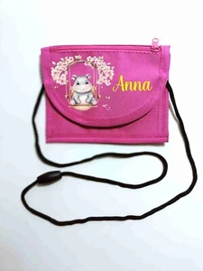 Brustbeutel pink wie abgebildet + Wunschname  -  Textfarbe und Bild nach Wunsch - Bild 1 von 6