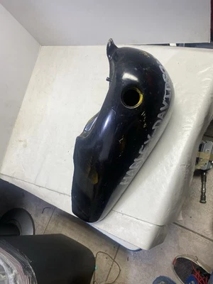 36-85 Harley Davidson Tanques de gasolina Combustible Split Fat Bob Cabeza de pala lado derecho #1 Foto 1 de 4