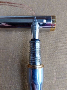 Impressive Fountain Pen " Gold Ring " Of Cerruti 1881 + ink cartridge - Picture 1 of 12