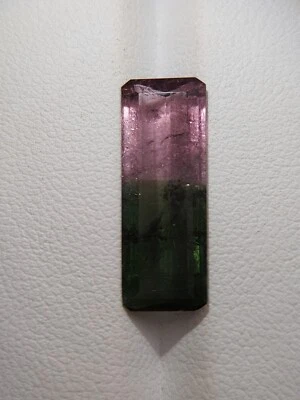 Long bi color Tourmaline gemstone - faceted natural multi color stone 5.00 CTS - Image 1 of 4